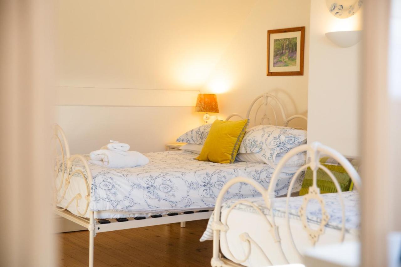 צ'גפורד Higher Weddicott Barn Holiday Cottage - Self Catering מראה חיצוני תמונה