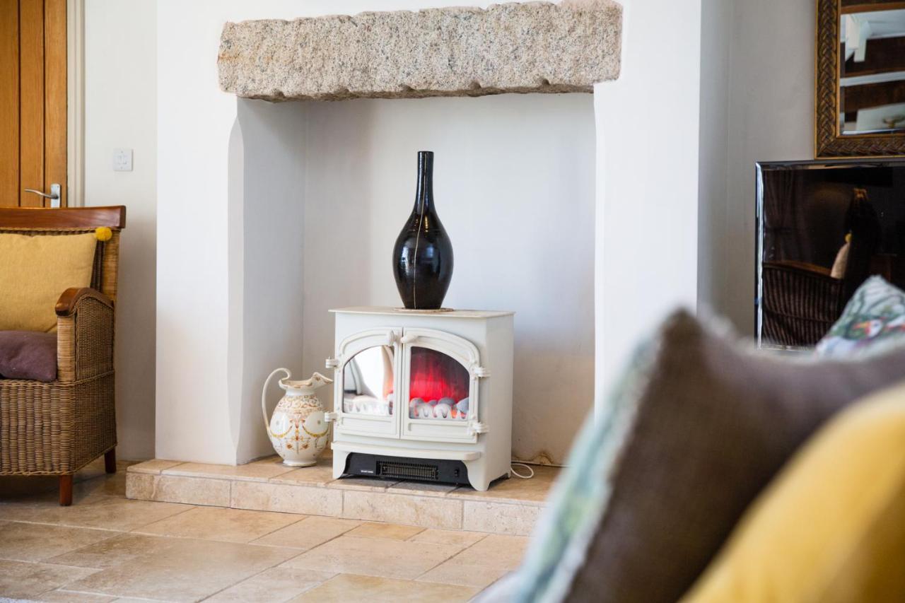 צ'גפורד Higher Weddicott Barn Holiday Cottage - Self Catering מראה חיצוני תמונה